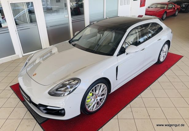 Porsche Panamera 4 E-Hybrid Sport Turismo