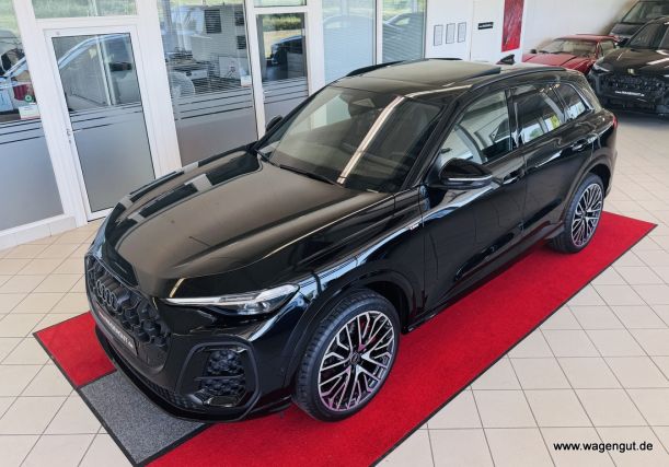 AUDI Q5 40TDI Quattro S-Line PANO*TECH+*AHK*WEBASTO