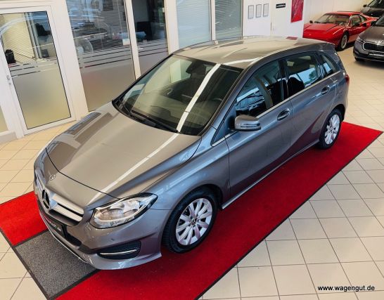 MERCEDES-BENZ B 180 Style