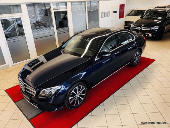 MERCEDES-BENZ E 300de Key-Go*Burmester*Massage*AHK